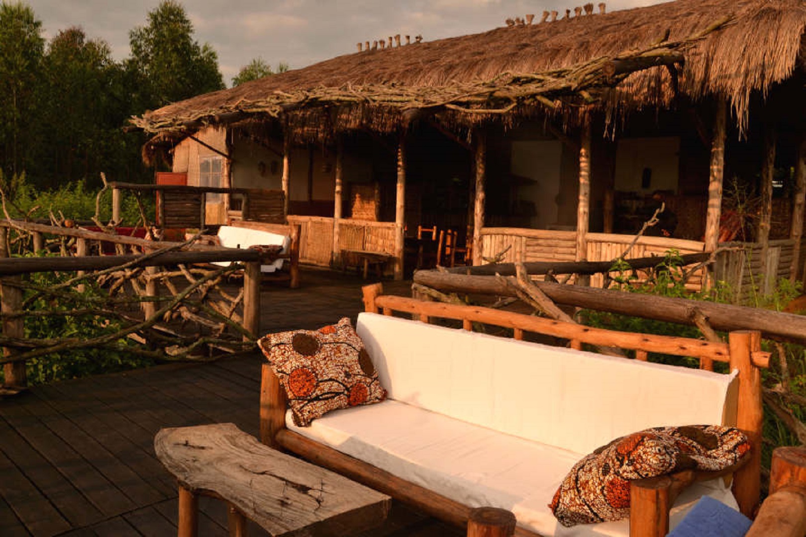 Topi Safari lodge